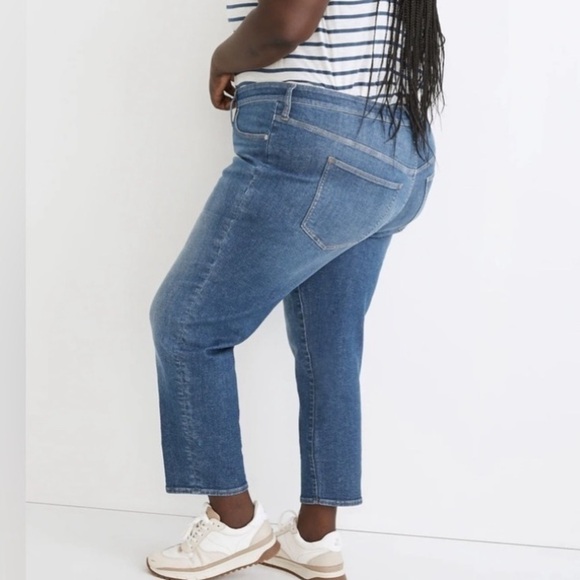 Madewell Denim - Madewell The Plus Mid-Rise Perfect Vintage Jean 28W in Light Wash Distressed NWT